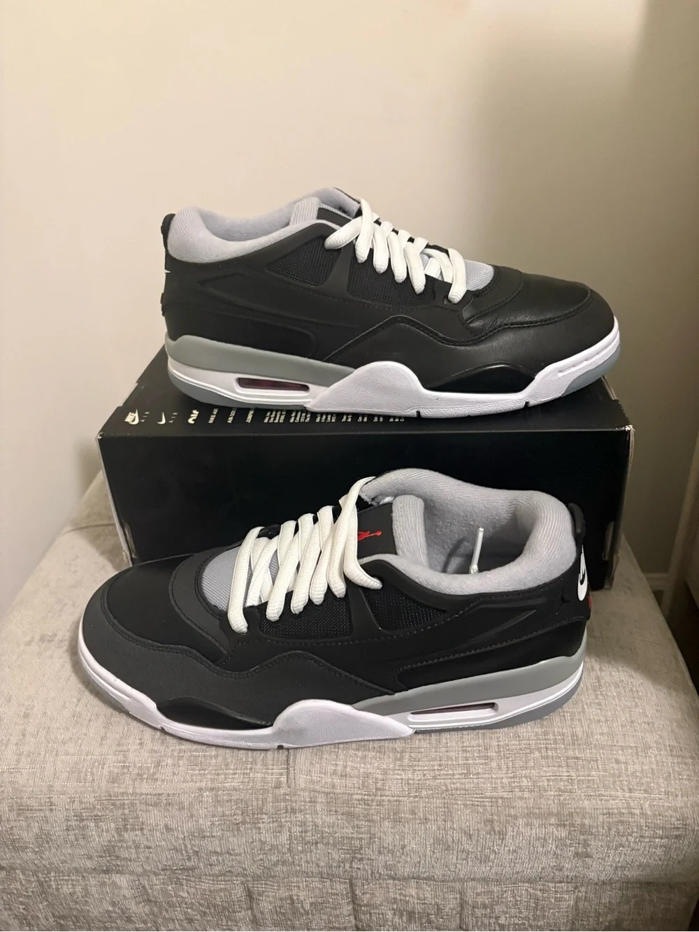 Jordan rm 4 Men’s size8.5 Low-Top Black and Gray Athletic Sneakers half box